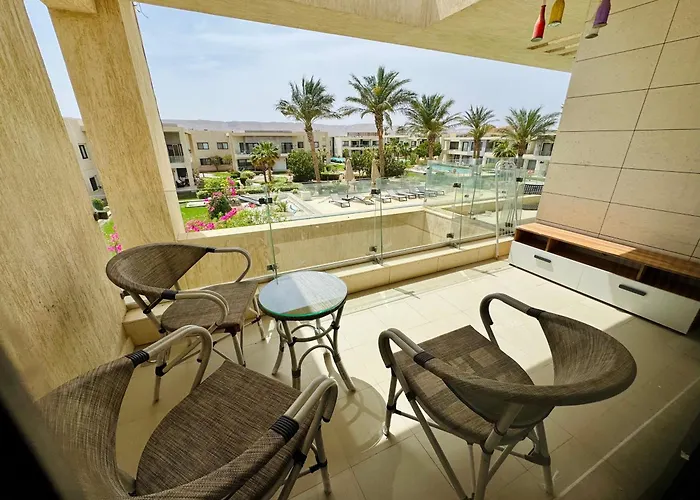 Cozy @ G-cribs El Gouna With A View.