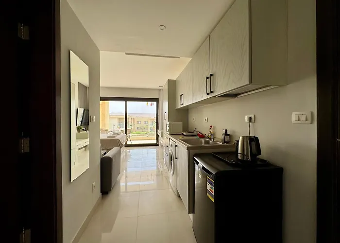 شقة Cozy @ G-cribs El Gouna With A View. *
